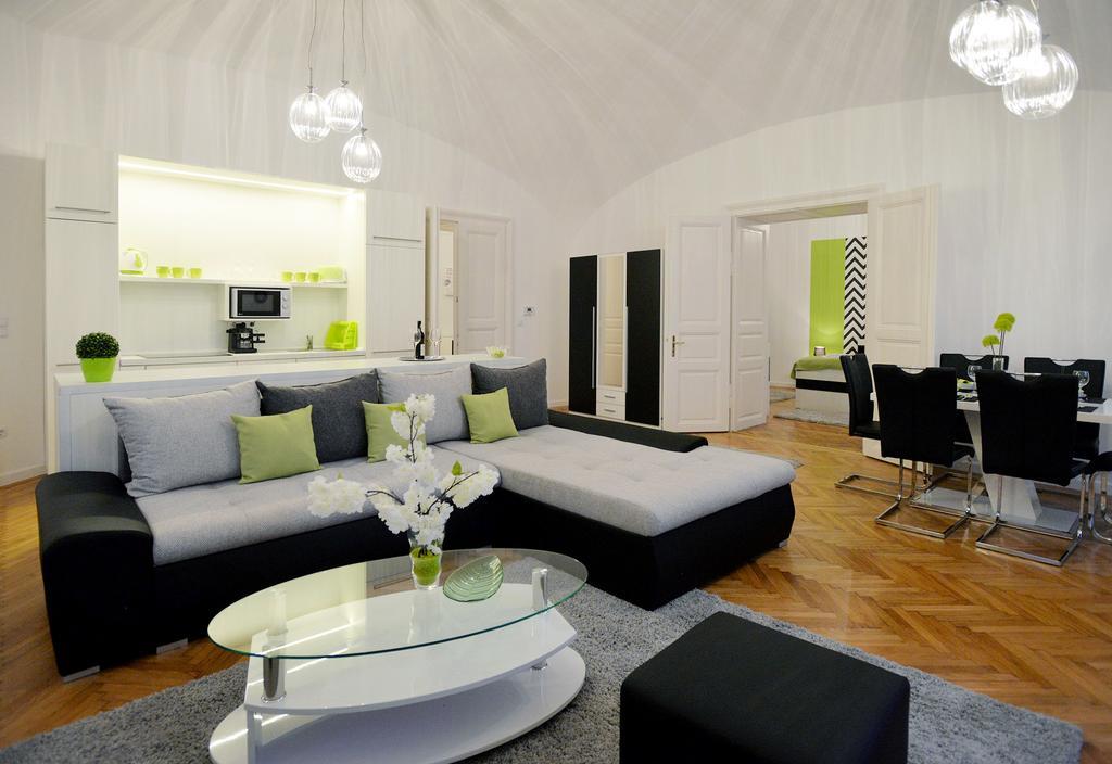 Varkapitany Apartman Егер Екстериор снимка