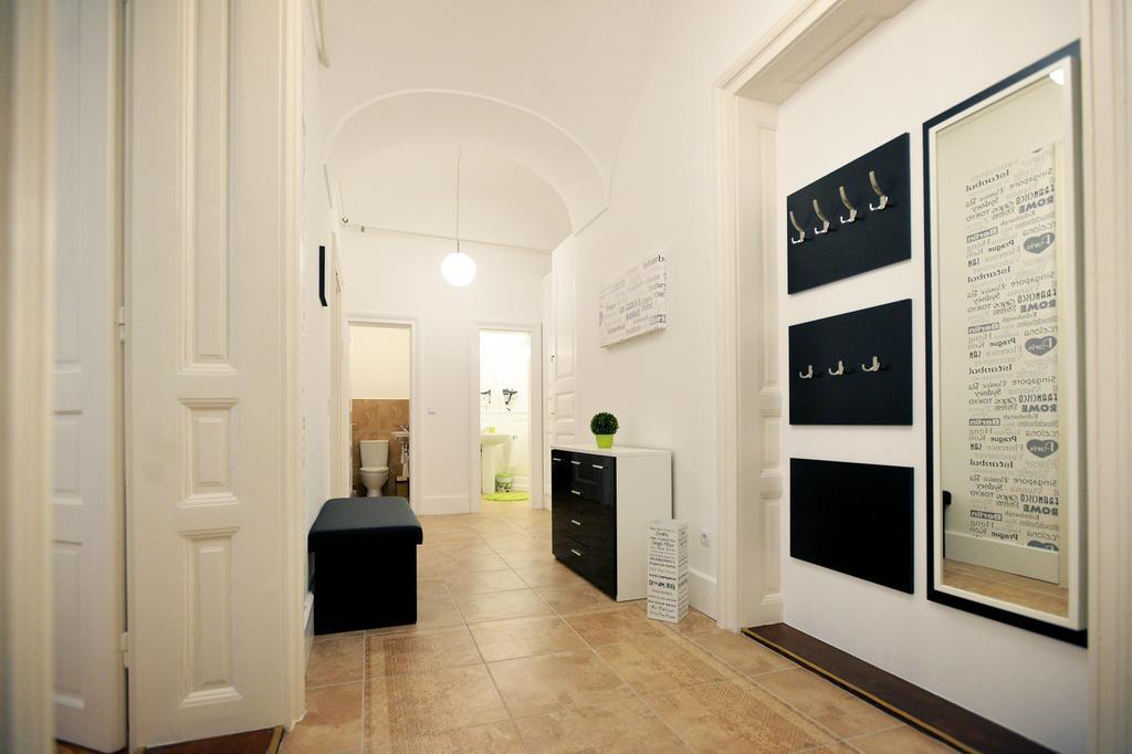 Varkapitany Apartman Егер Екстериор снимка